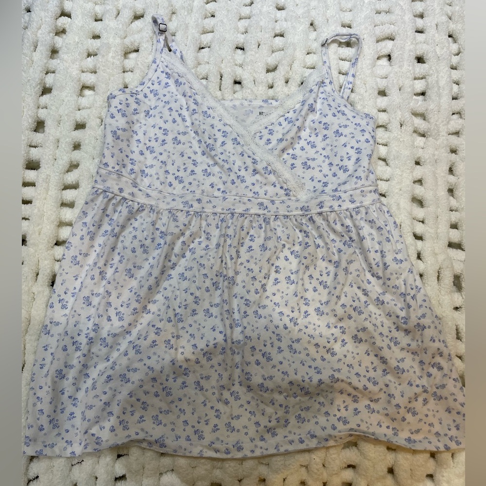 Hollister Blue and White Floral Lace and back tie Top XL